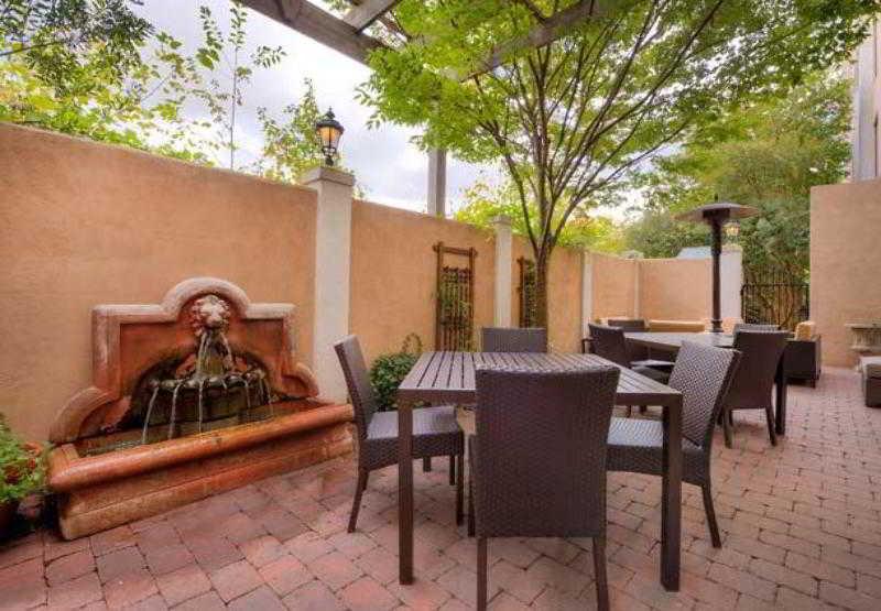 Courtyard Raleigh Crabtree Valley Εξωτερικό φωτογραφία