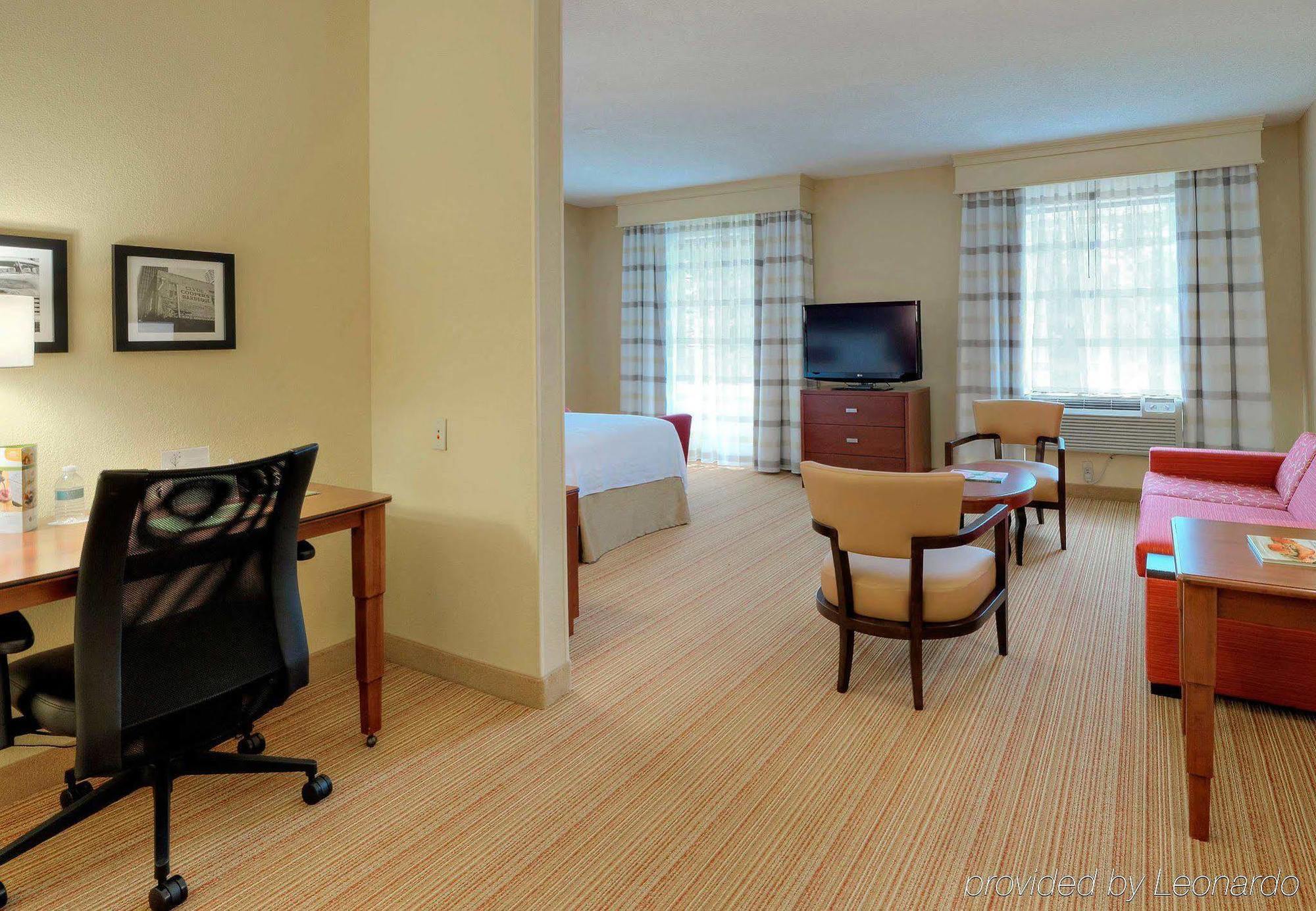 Courtyard Raleigh Crabtree Valley Εξωτερικό φωτογραφία